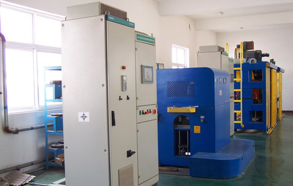 Rotary bending fatigue testing machine